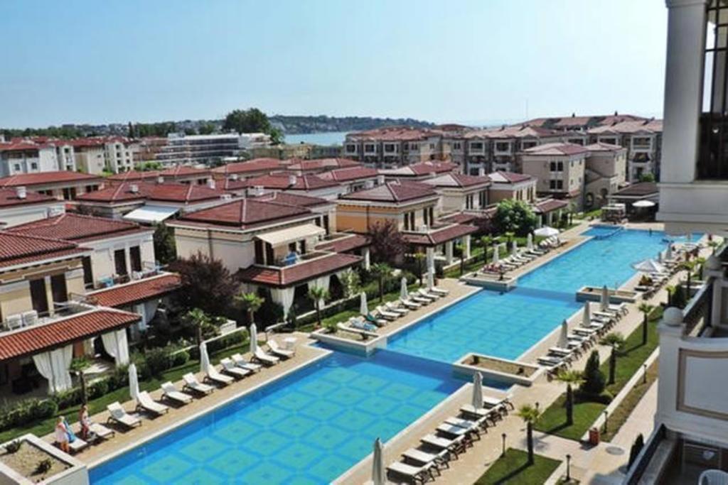 Apartment In Green Beach Resort Kavatsi โซโซโปล ภายนอก รูปภาพ